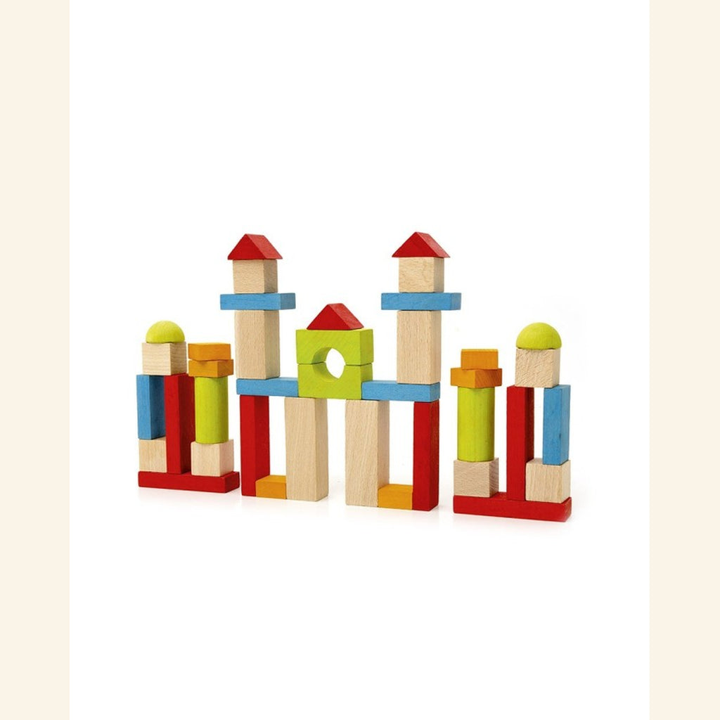 Jeux de construction en bois: bien choisir selon l'âge de l'enfant