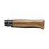 Couteau Opinel N°08 chêne à lame noire, fermé