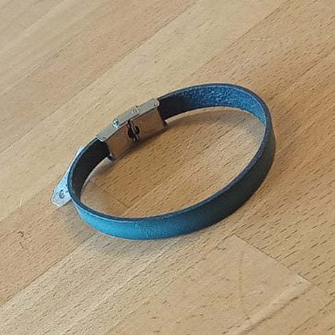 Bracelet en cuir bleu, atelier Cristalizade