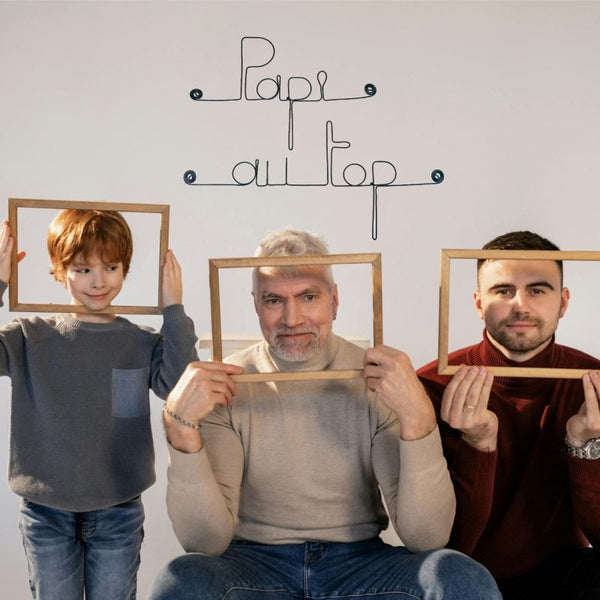 Papi au top en fil de fer - Bijoux de Mur