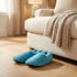 Chaussons bouillotte Céleste - L'Artisan du Bien-Être, en situation cosy